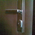 Заменен на комплект;Замок фирмы Sash Lock,сердечник Mul-t-lock,форнитура ROSTEX